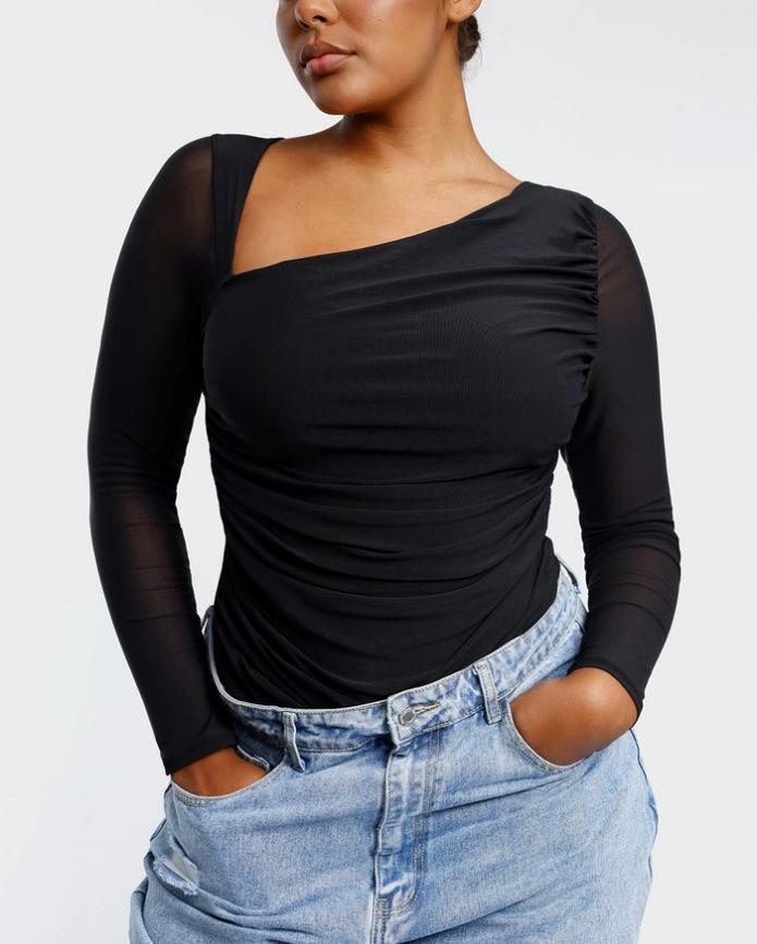 https://www.shapellx.com/cdn/shop/files/Built-In_Shapewear_2-In-1_Slanted_V-Neck_Mesh_Top_5_700x.webp?v=1721717971